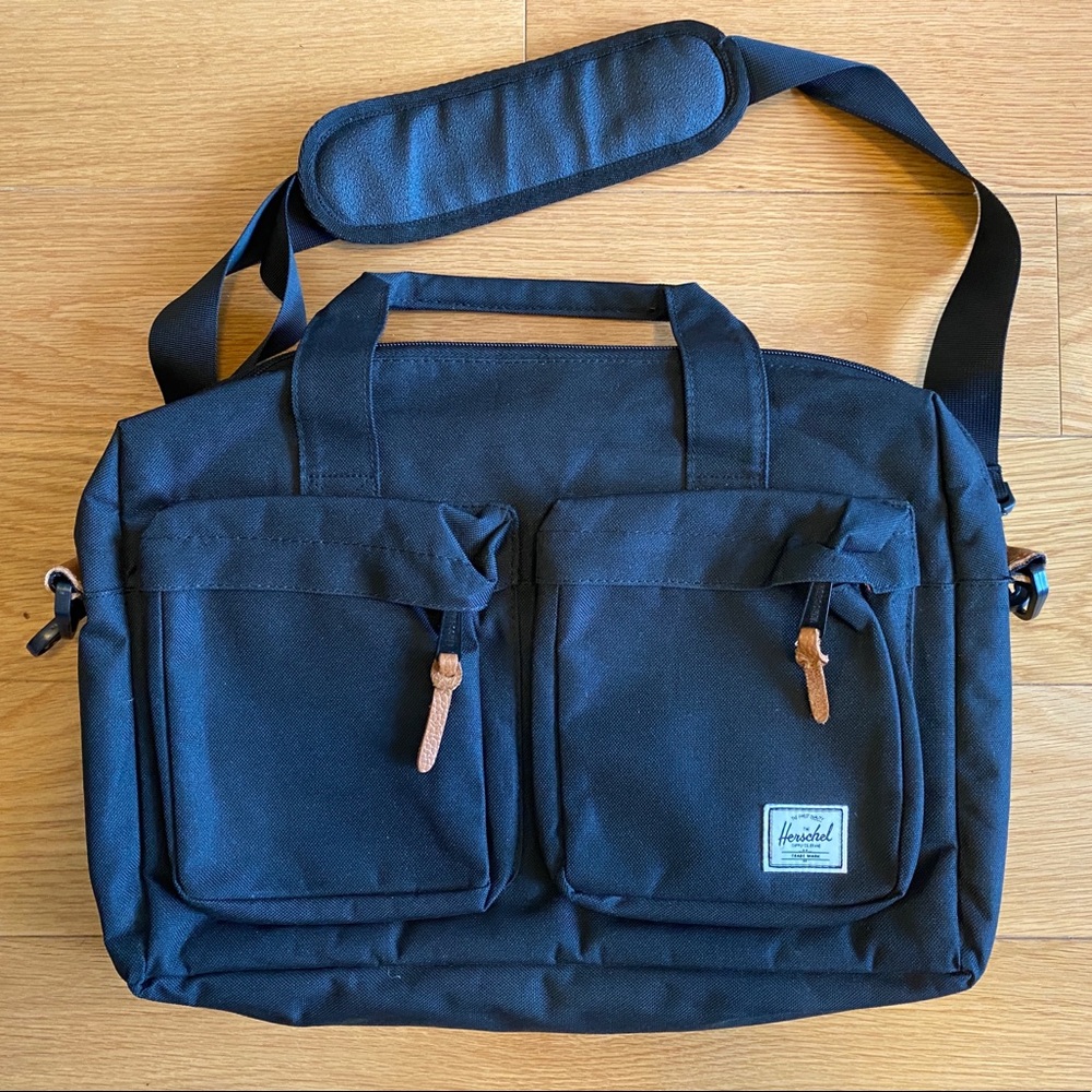 COPY - Herschel laptop messenger bag
